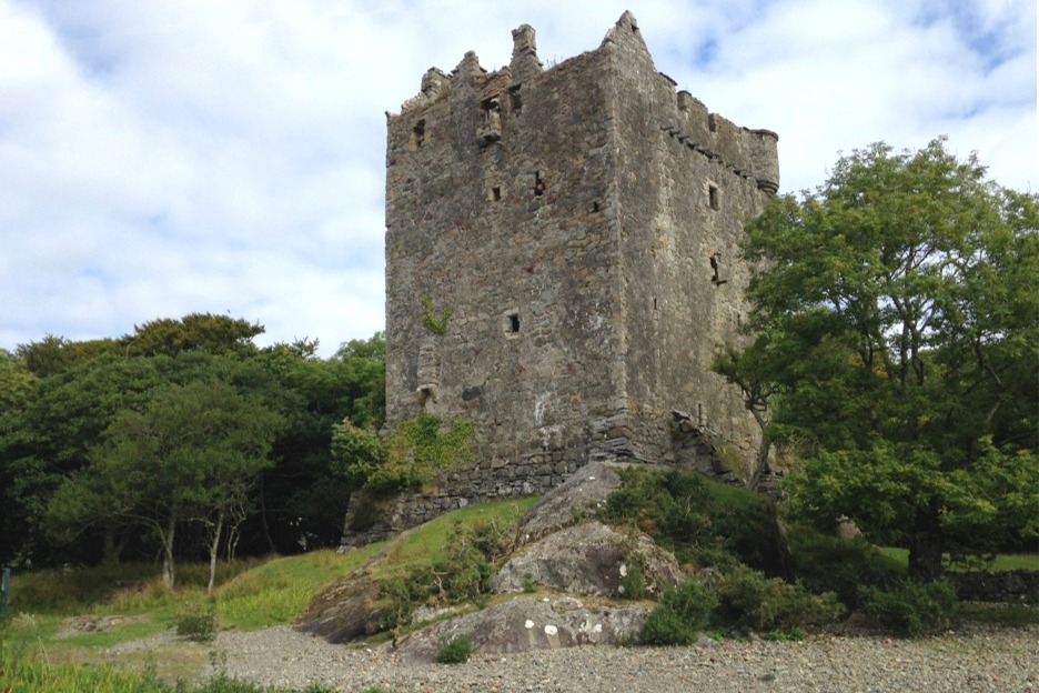 Moy Castle, Lochbuie, Scotland